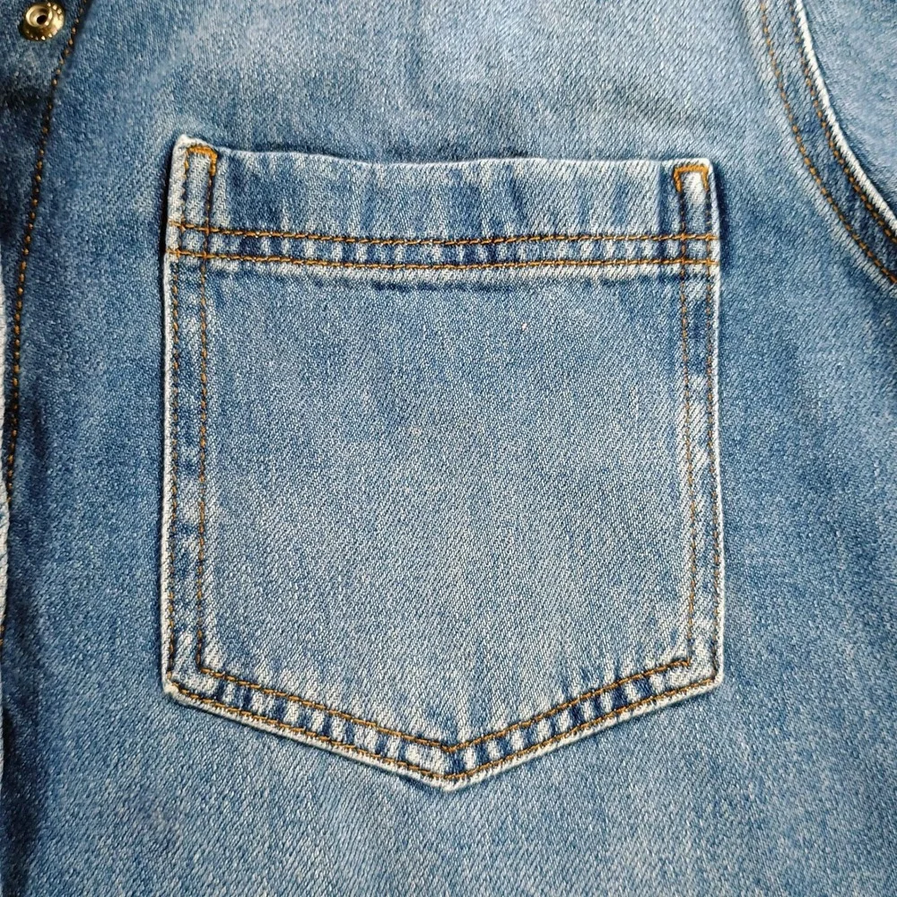 Free Assembly Womens Denim Snap Front Shirt Blue Large L 12-14 100% Cotton